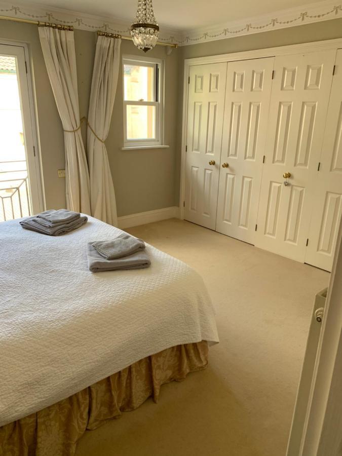 Circus Mews Townhouse:2 Beds:2 En-Suite Baths:Parking:City Centre:Quiet Area Exterior foto