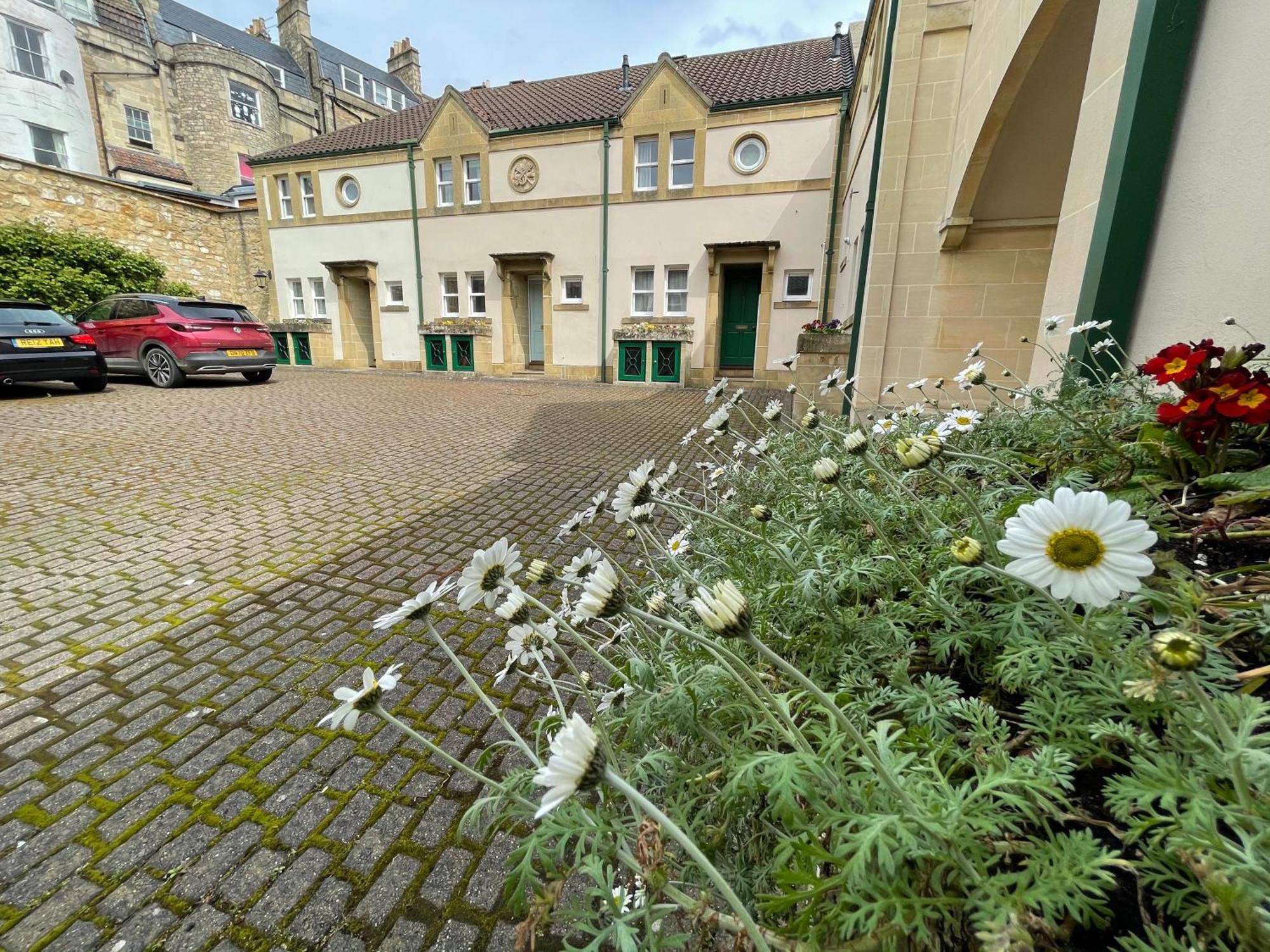 Circus Mews Townhouse:2 Beds:2 En-Suite Baths:Parking:City Centre:Quiet Area Exterior foto